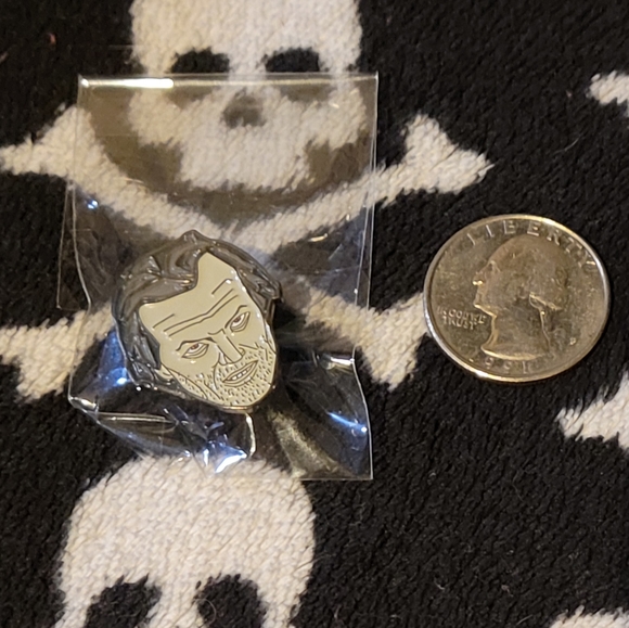 Jack Torrance Face Enamel Pin The Shinning - Picture 4 of 5